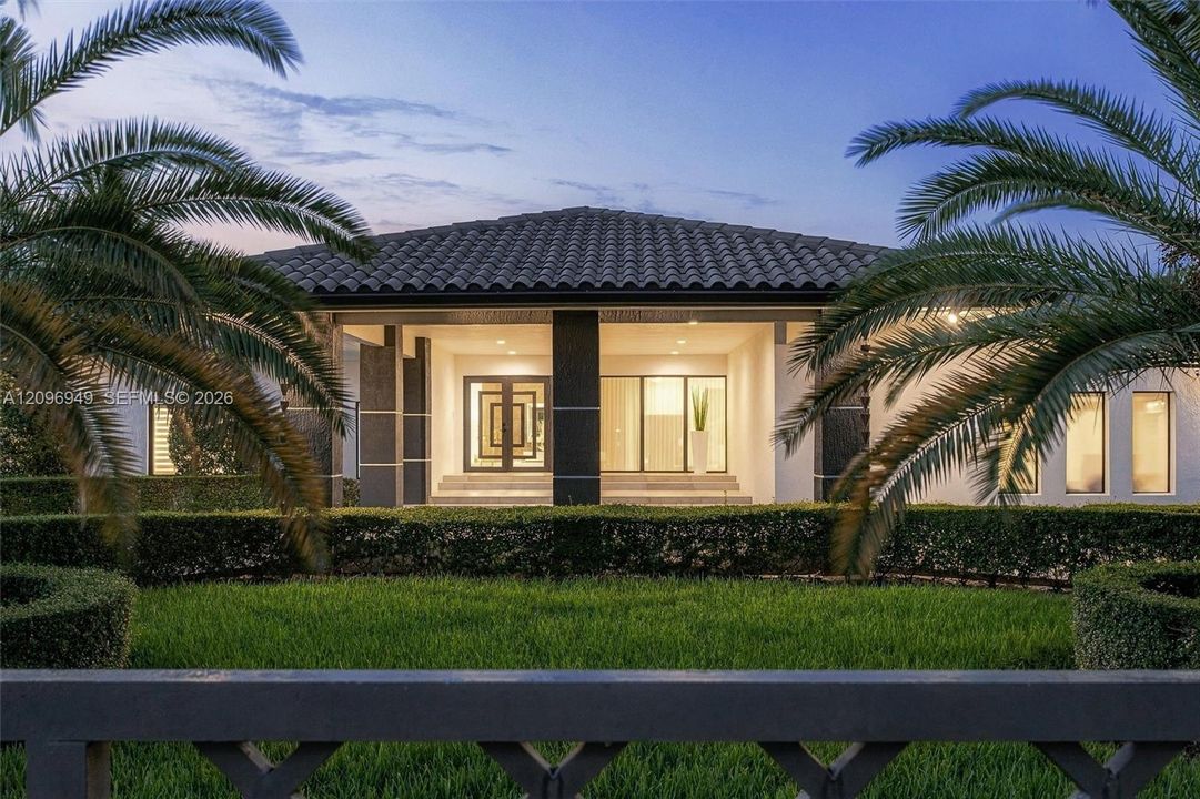For Sale: $3,400,000 (4 beds, 4 baths, 3332 Square Feet)