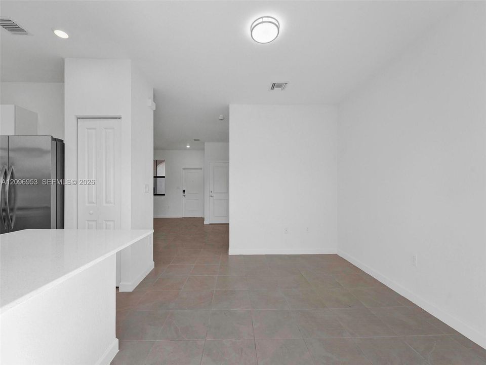 For Rent: $2,900 (3 beds, 2 baths, 1442 Square Feet)