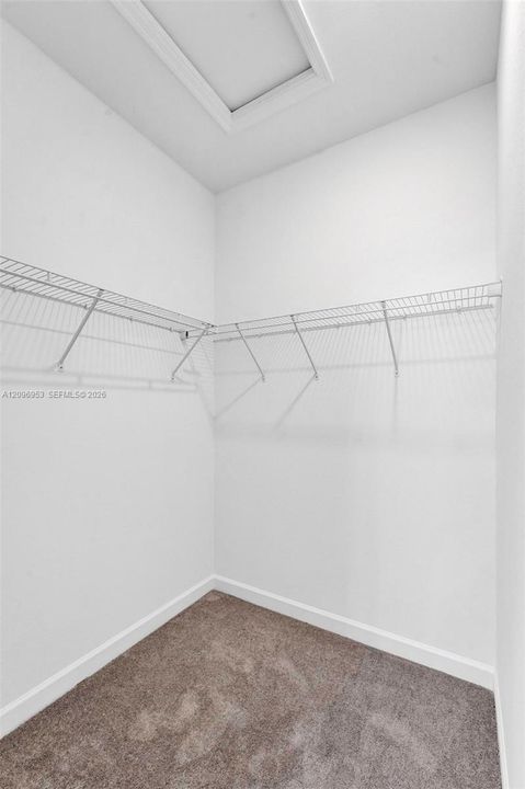 For Rent: $2,900 (3 beds, 2 baths, 1442 Square Feet)