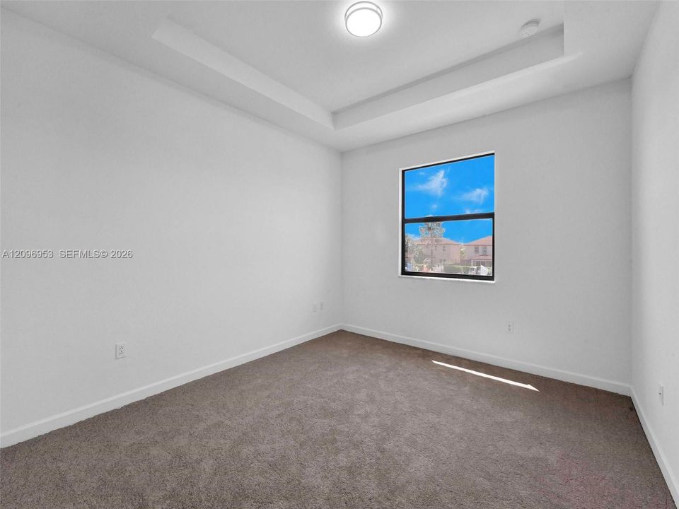 For Rent: $2,900 (3 beds, 2 baths, 1442 Square Feet)