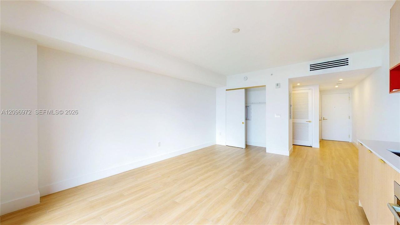 For Sale: $519,000 (0 beds, 1 baths, 479 Square Feet)