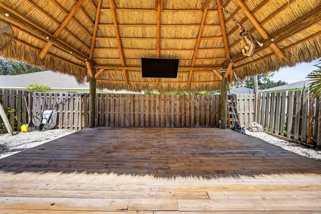 Tiki Hut for Entertaining