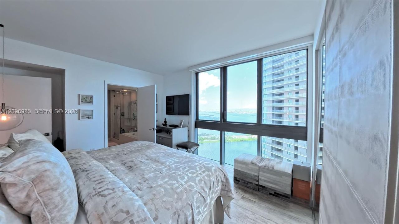 En Venta: $810,000 (1 camas, 2 baños, 898 Pies cuadrados)