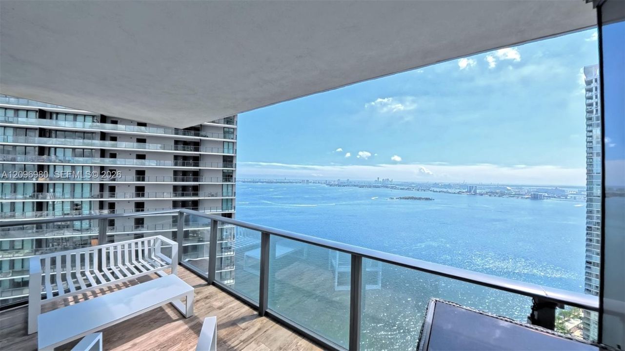 En Venta: $810,000 (1 camas, 2 baños, 898 Pies cuadrados)
