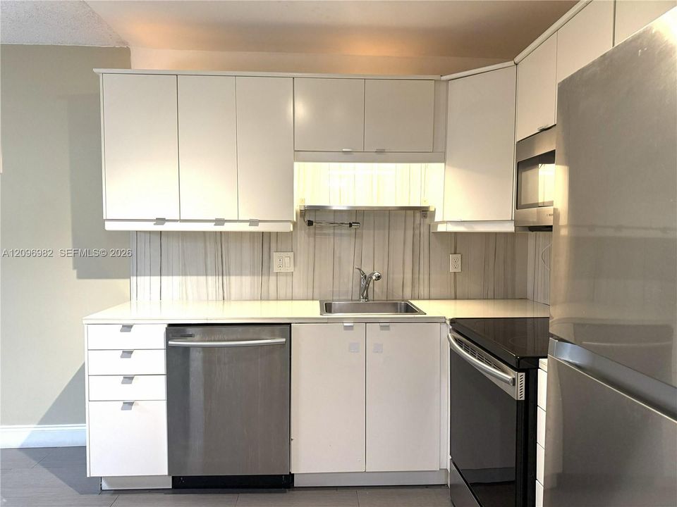 En Venta: $149,900 (1 camas, 1 baños, 675 Pies cuadrados)