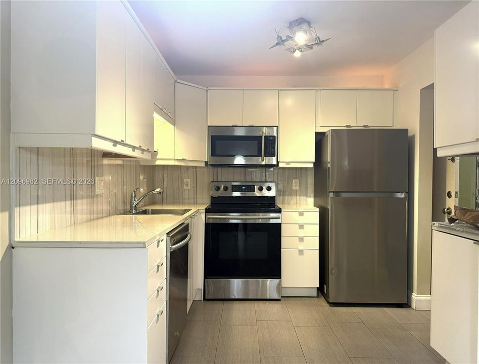 En Venta: $149,900 (1 camas, 1 baños, 675 Pies cuadrados)