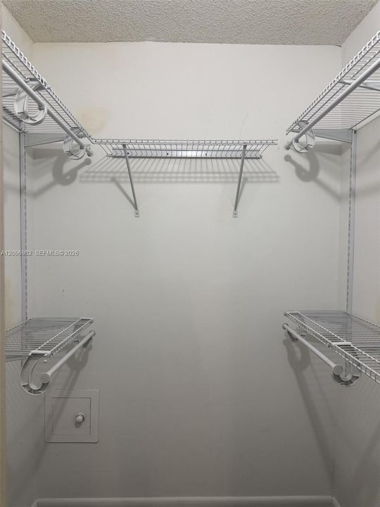 En Venta: $149,900 (1 camas, 1 baños, 675 Pies cuadrados)