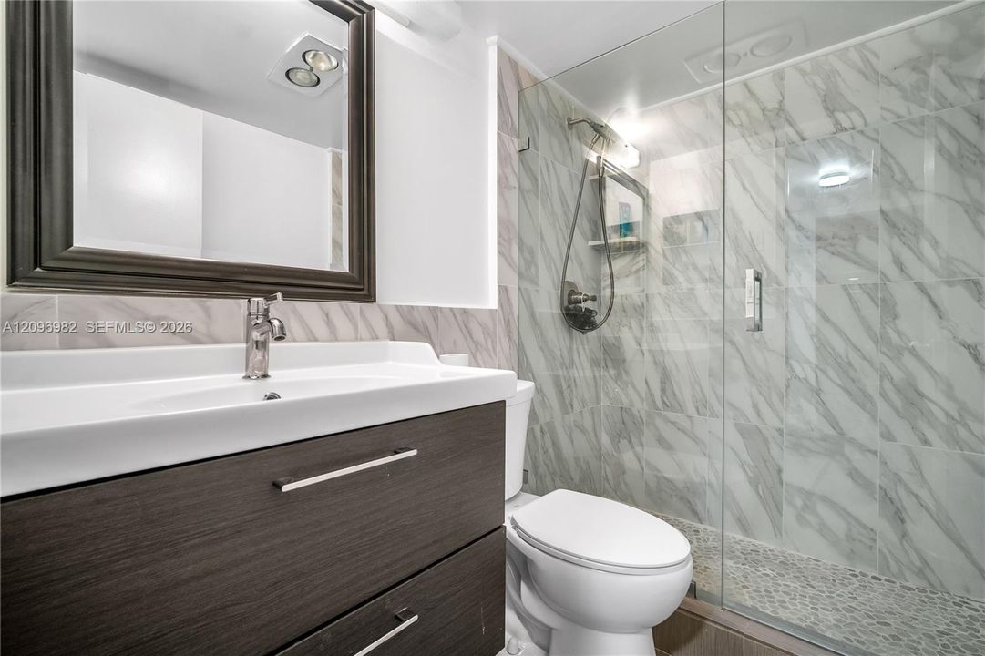 En Venta: $149,900 (1 camas, 1 baños, 675 Pies cuadrados)