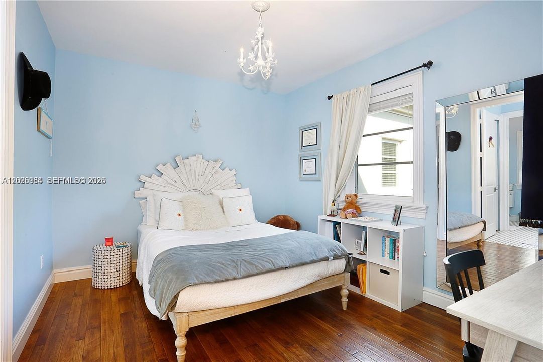 For Rent: $11,000 (4 beds, 5 baths, 3820 Square Feet)