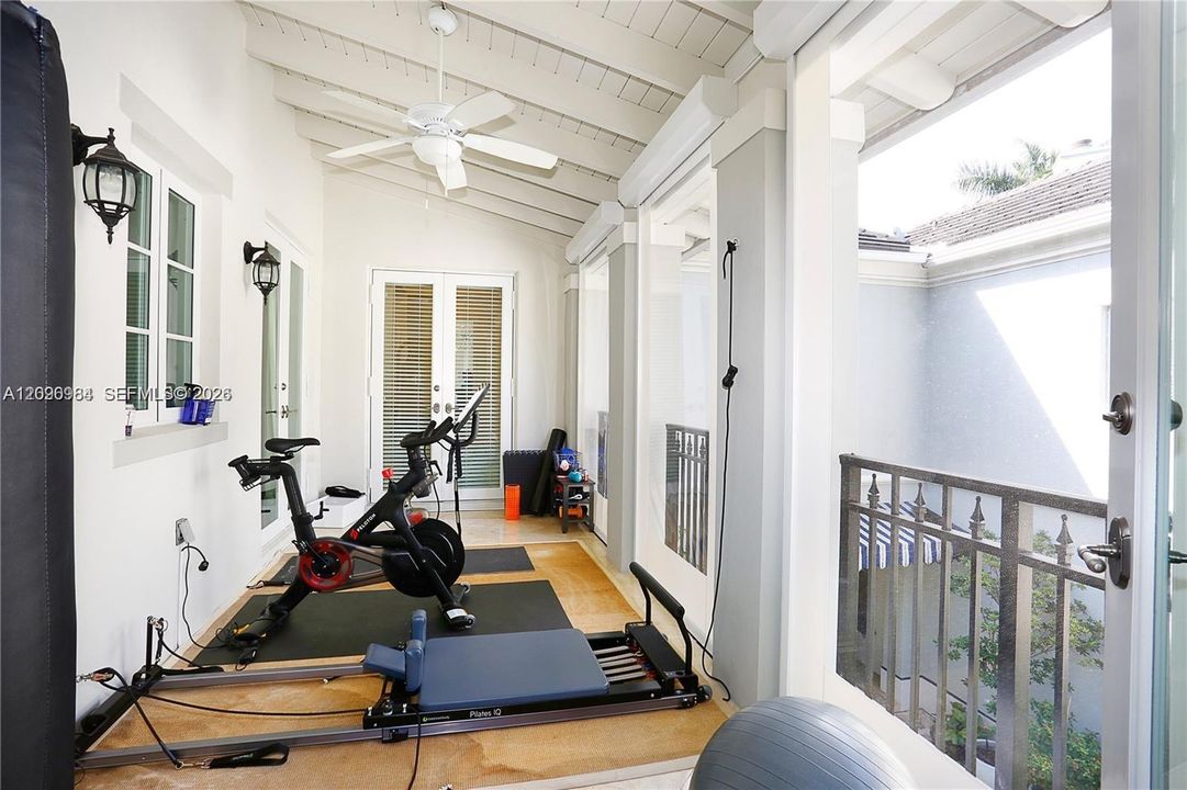 For Rent: $11,000 (4 beds, 5 baths, 3820 Square Feet)