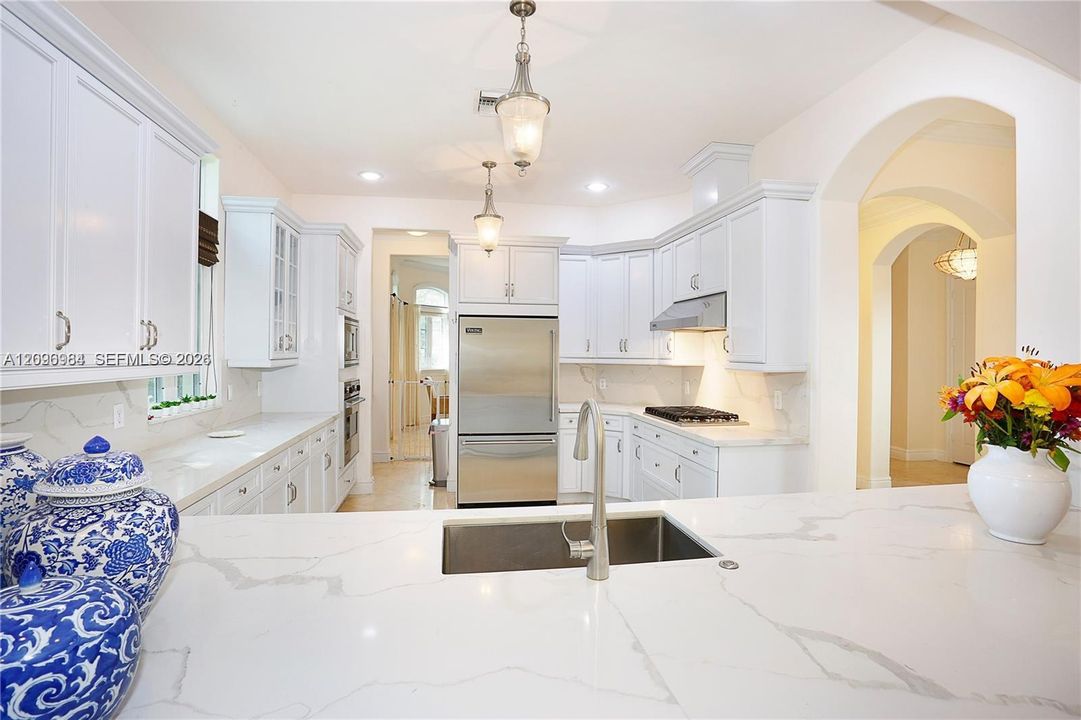 For Rent: $11,000 (4 beds, 5 baths, 3820 Square Feet)