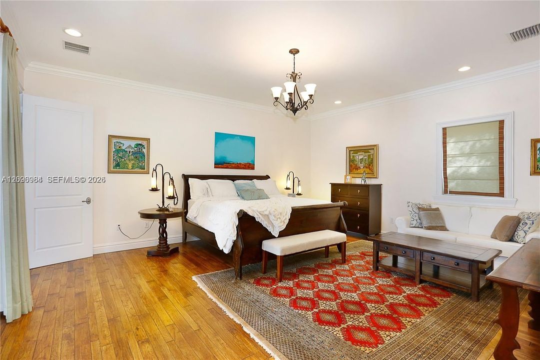 For Rent: $11,000 (4 beds, 5 baths, 3820 Square Feet)