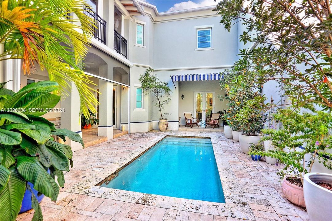 For Rent: $11,000 (4 beds, 5 baths, 3820 Square Feet)