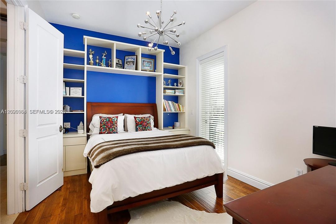 For Rent: $11,000 (4 beds, 5 baths, 3820 Square Feet)