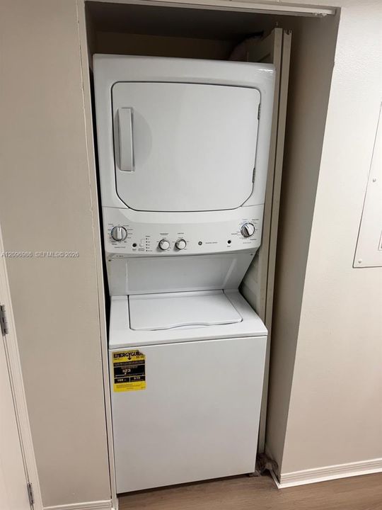 En Renta: $2,880 (3 camas, 2 baños, 1032 Pies cuadrados)