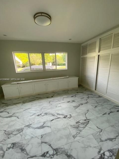 For Rent: $9,900 (4 beds, 3 baths, 2276 Square Feet)