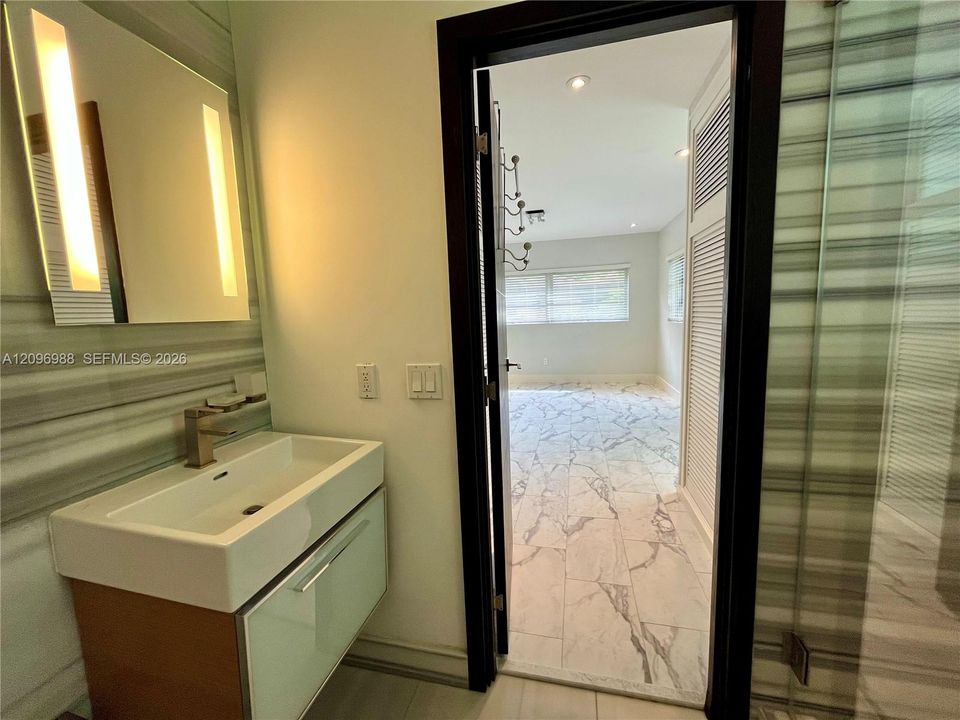 For Rent: $9,400 (4 beds, 3 baths, 2276 Square Feet)