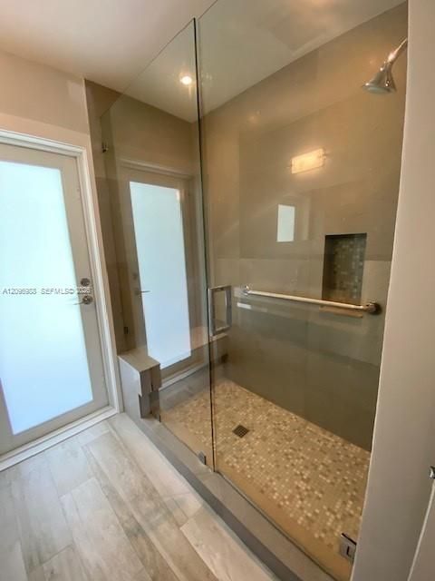 For Rent: $9,900 (4 beds, 3 baths, 2276 Square Feet)