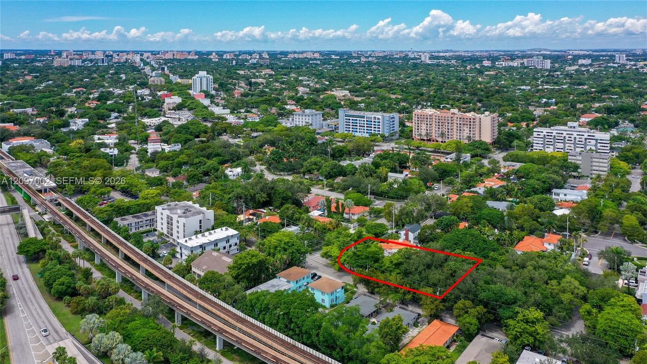 En Venta: $1,650,000 (5 camas, 4 baños, 2337 Pies cuadrados)