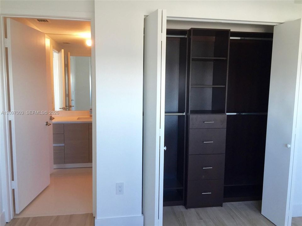 En Renta: $4,900 (2 camas, 2 baños, 1104 Pies cuadrados)