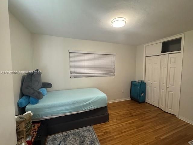 En Venta: $790,000 (4 camas, 2 baños, 1606 Pies cuadrados)