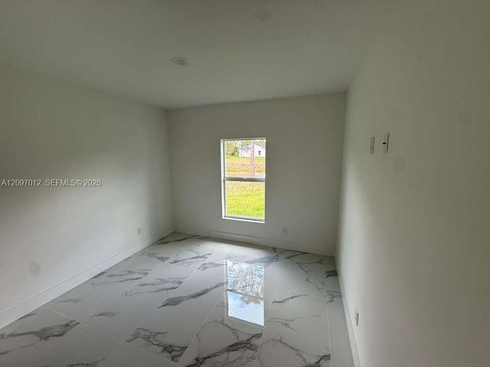 For Rent: $1,800 (3 beds, 2 baths, 0 Square Feet)