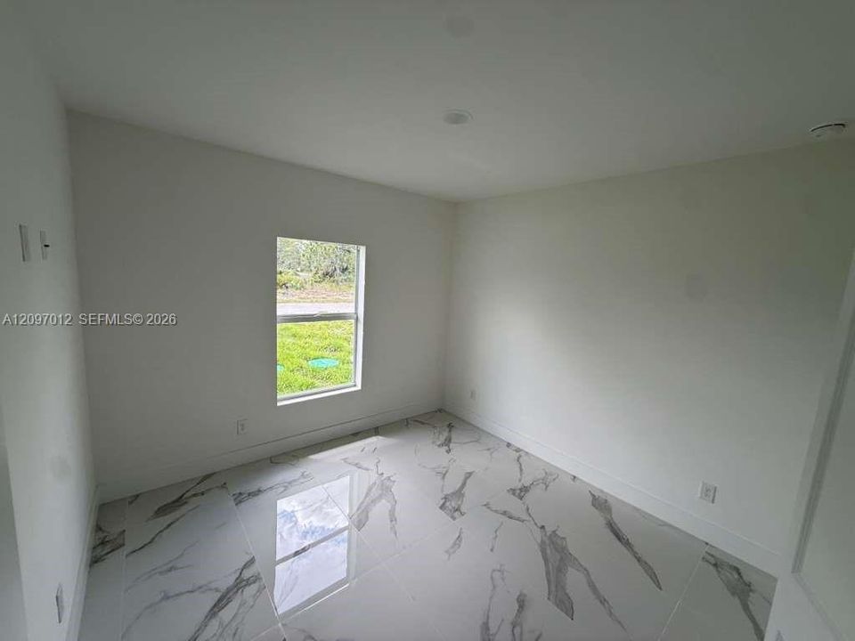 For Rent: $1,800 (3 beds, 2 baths, 0 Square Feet)