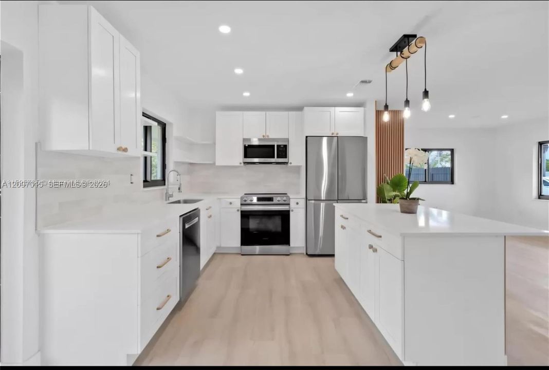 For Rent: $3,500 (3 beds, 2 baths, 1200 Square Feet)