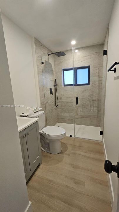 For Rent: $3,500 (3 beds, 2 baths, 1200 Square Feet)