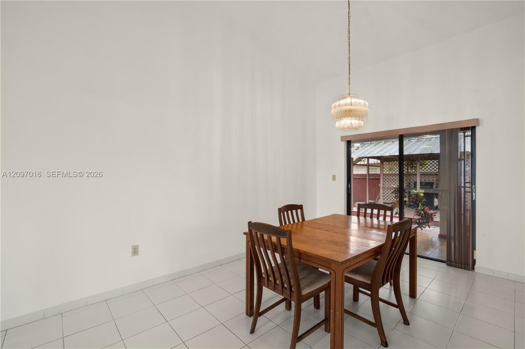 For Sale: $770,000 (3 beds, 2 baths, 2002 Square Feet)