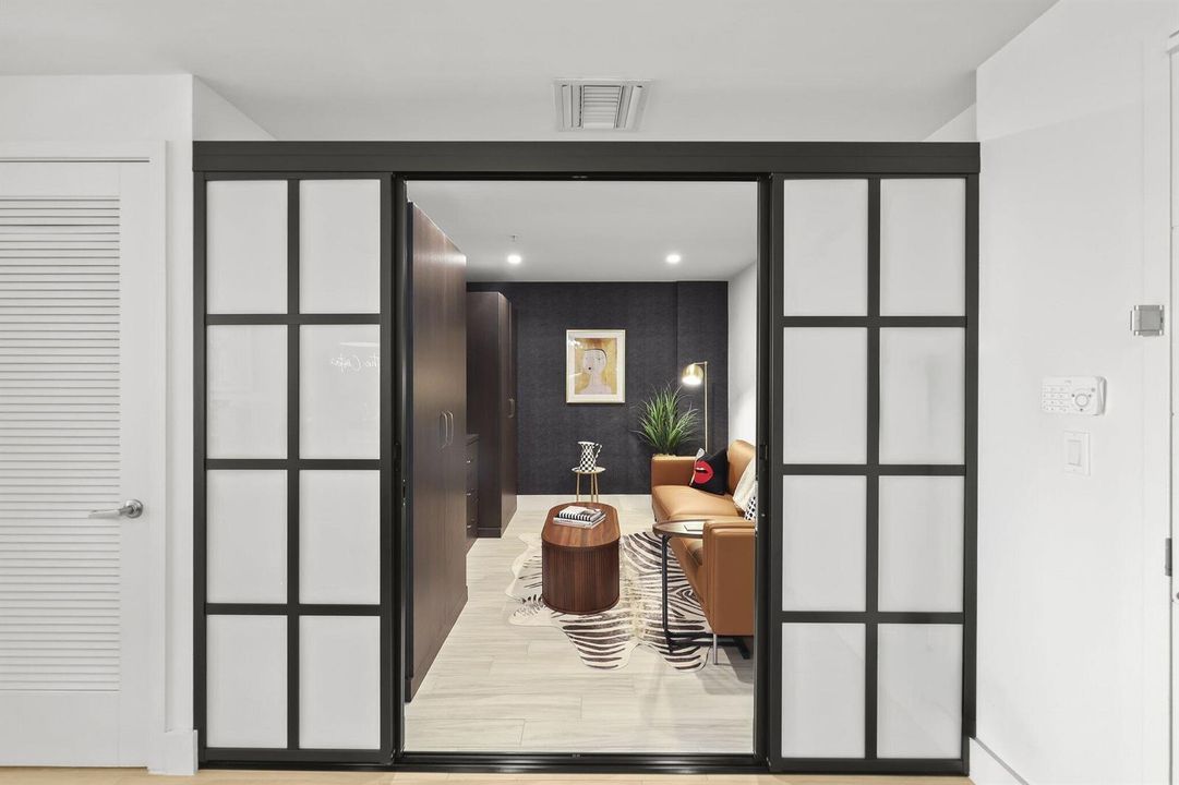 den/2ndbedroom/office