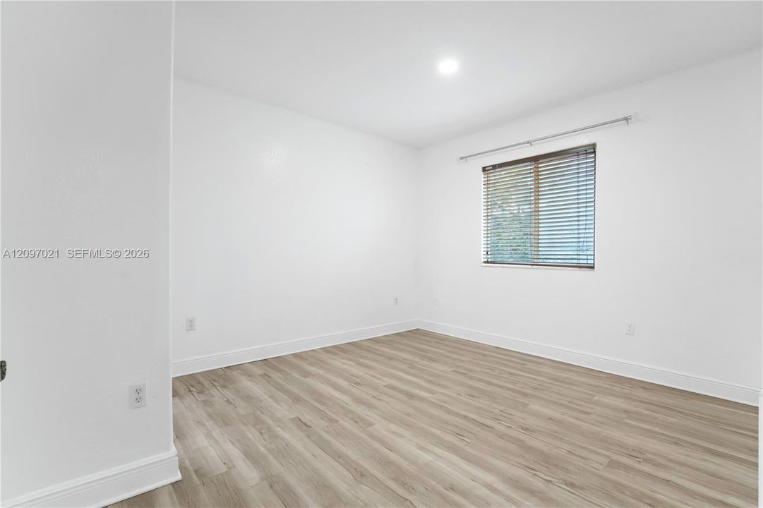 En Renta: $3,000 (3 camas, 3 baños, 1519 Pies cuadrados)