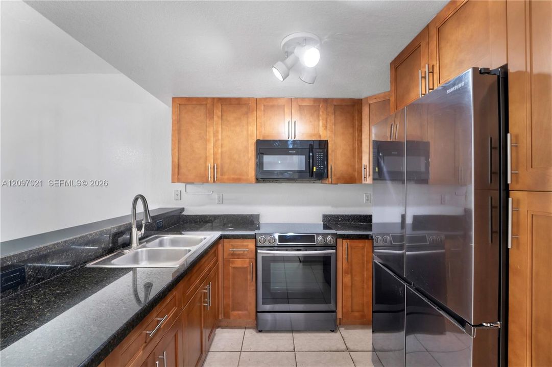 En Renta: $3,000 (3 camas, 3 baños, 1519 Pies cuadrados)