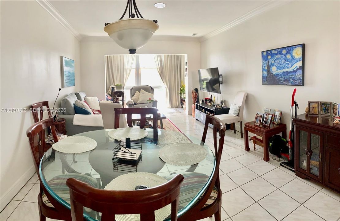 For Sale: $85,000 (1 beds, 1 baths, 620 Square Feet)