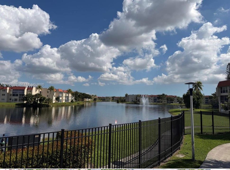 For Sale: $85,000 (1 beds, 1 baths, 620 Square Feet)