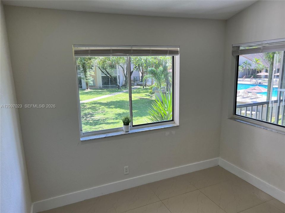 For Rent: $2,400 (2 beds, 2 baths, 1312 Square Feet)
