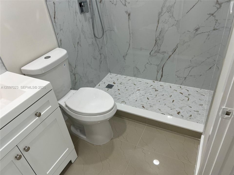 For Rent: $2,400 (2 beds, 2 baths, 1312 Square Feet)