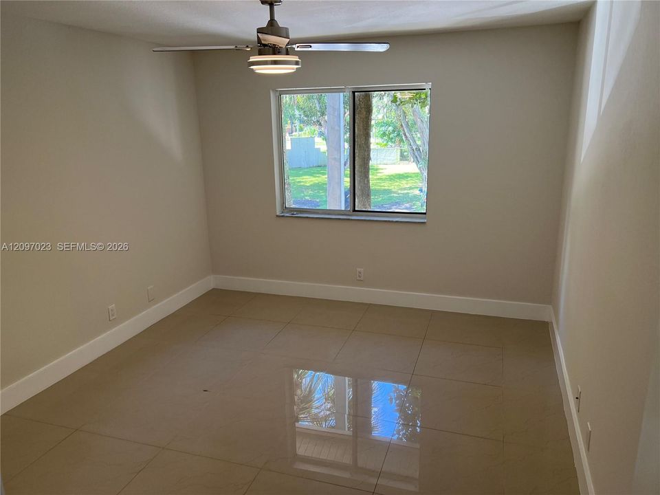 For Rent: $2,400 (2 beds, 2 baths, 1312 Square Feet)