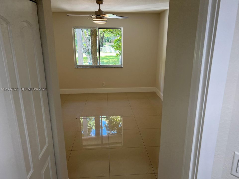 For Rent: $2,400 (2 beds, 2 baths, 1312 Square Feet)