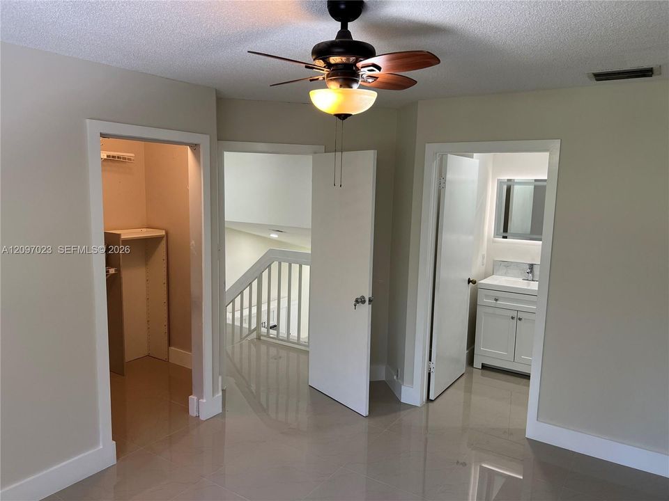 For Rent: $2,400 (2 beds, 2 baths, 1312 Square Feet)