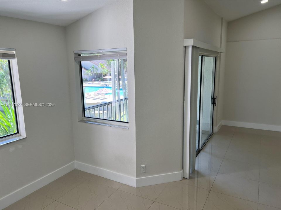 For Rent: $2,400 (2 beds, 2 baths, 1312 Square Feet)