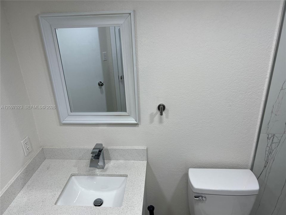 For Rent: $2,400 (2 beds, 2 baths, 1312 Square Feet)