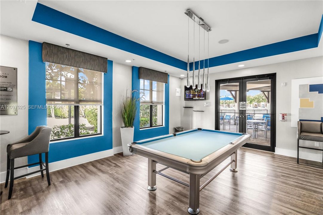 En Venta: $519,900 (3 camas, 2 baños, 1740 Pies cuadrados)