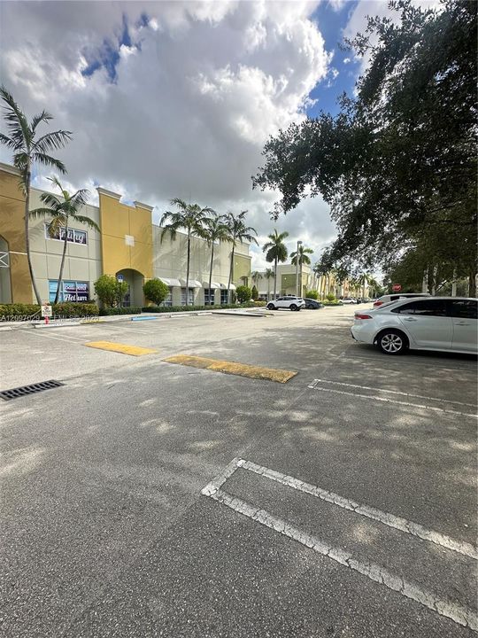 For Rent: $5,800 (0 beds, 0 baths, 0 Square Feet)