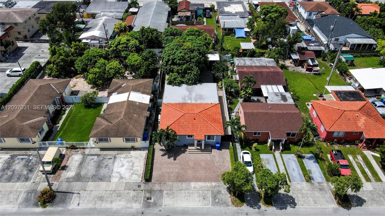 En Renta: $3,900 (3 camas, 3 baños, 1400 Pies cuadrados)