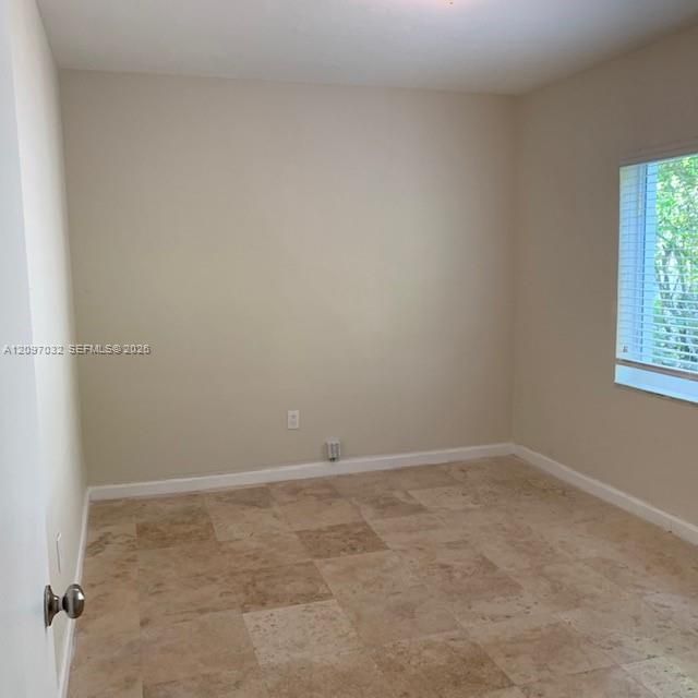 For Rent: $4,798 (3 beds, 1 baths, 1300 Square Feet)