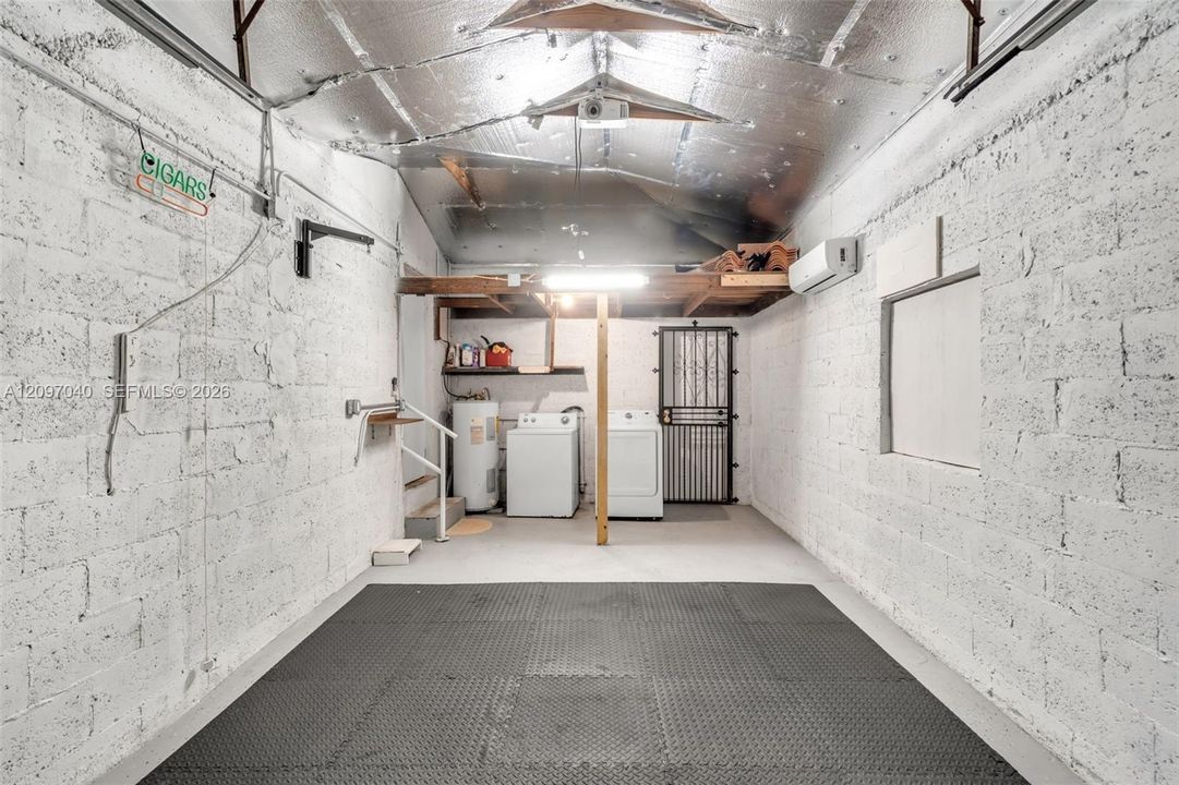 Garage - Insulated
