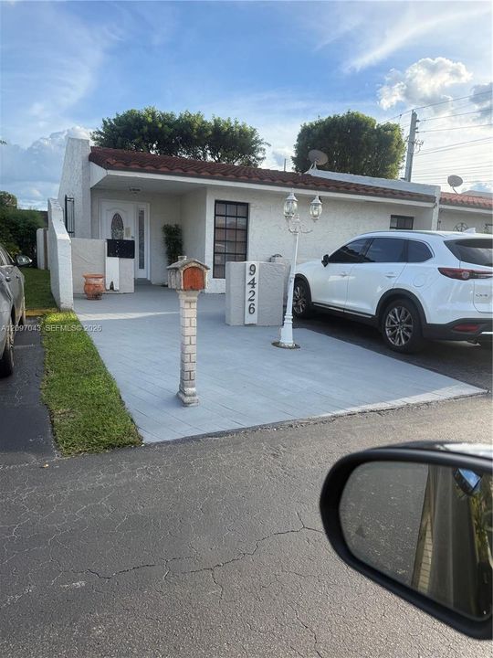 En Venta: $440,000 (3 camas, 2 baños, 1144 Pies cuadrados)