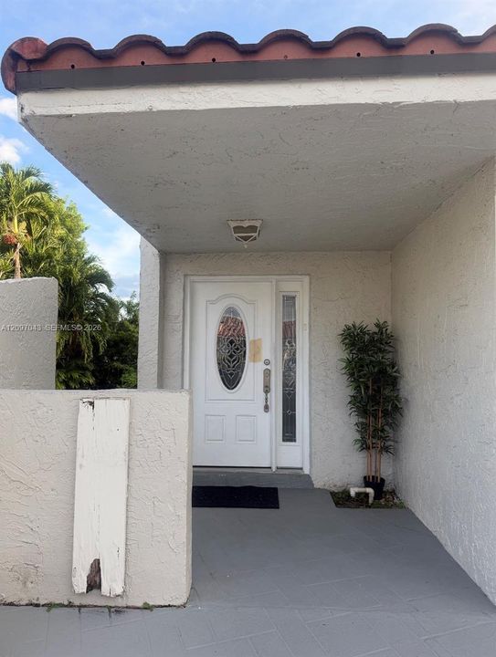 En Venta: $440,000 (3 camas, 2 baños, 1144 Pies cuadrados)