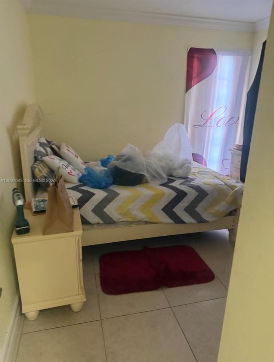 En Venta: $440,000 (3 camas, 2 baños, 1144 Pies cuadrados)